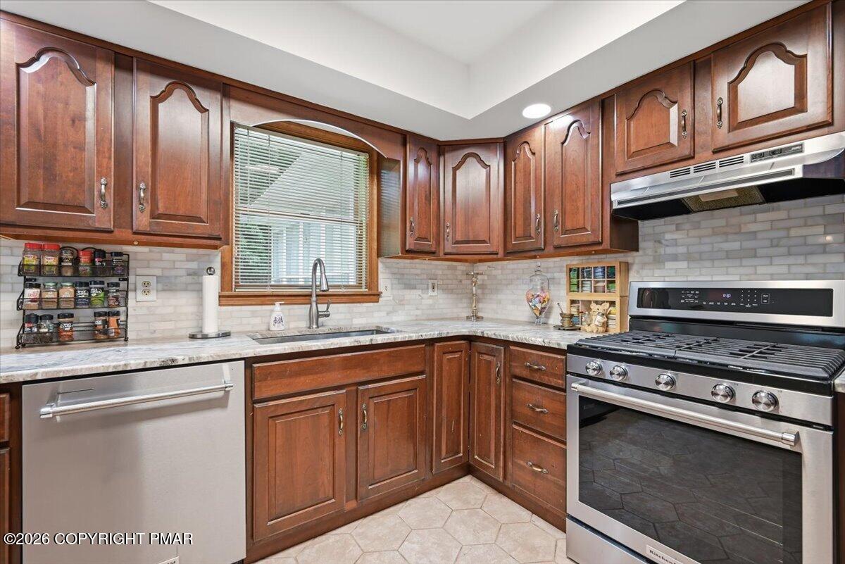 173 Marcelle Terrace Property Photo 23