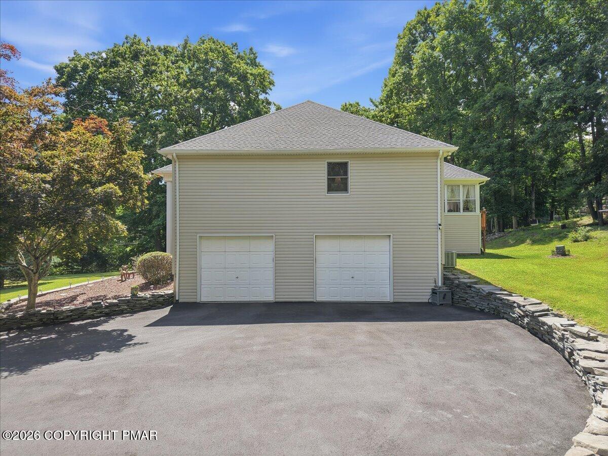 173 Marcelle Terrace Property Photo 82