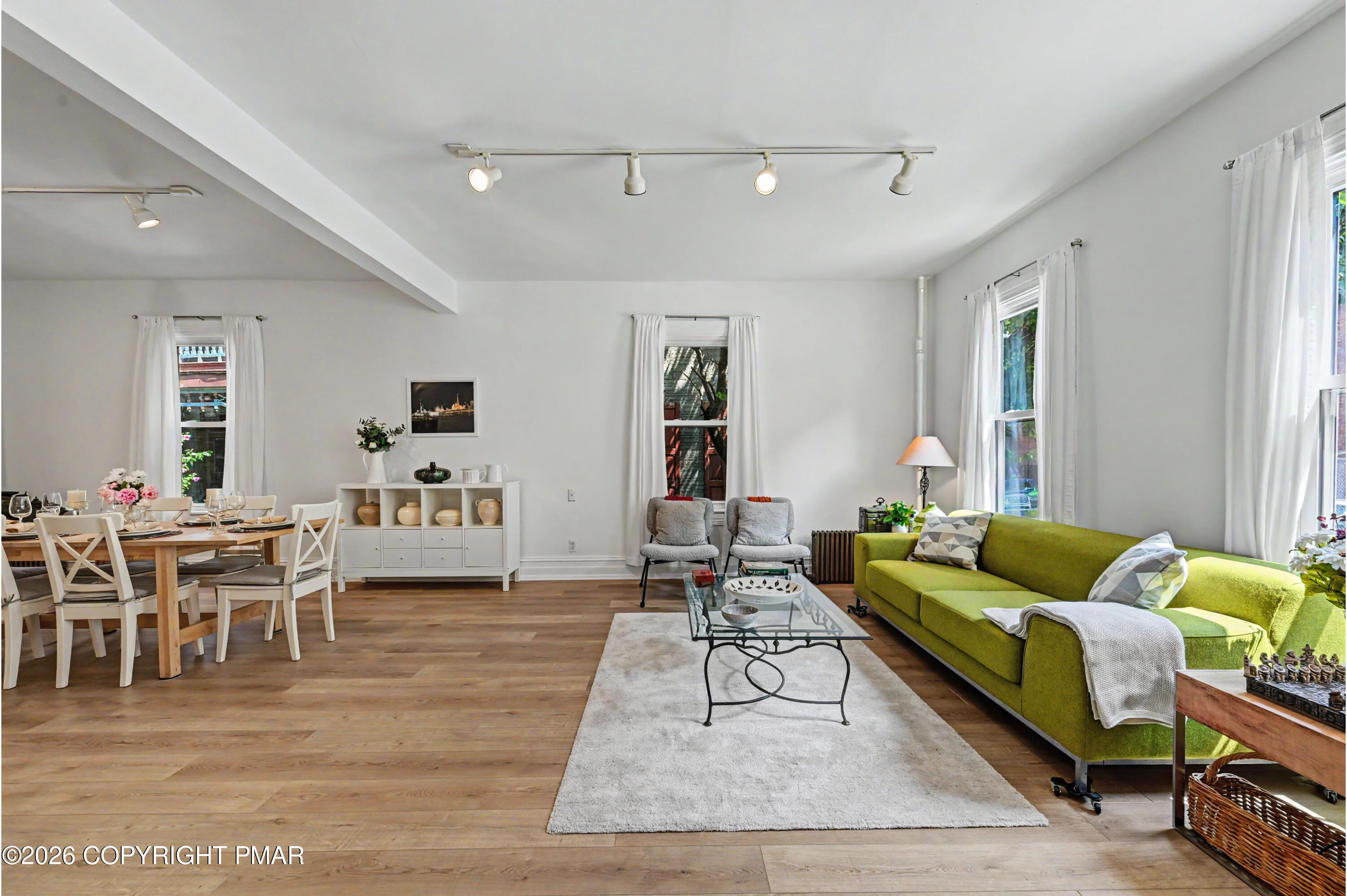 54 W Broadway Property Photo 13