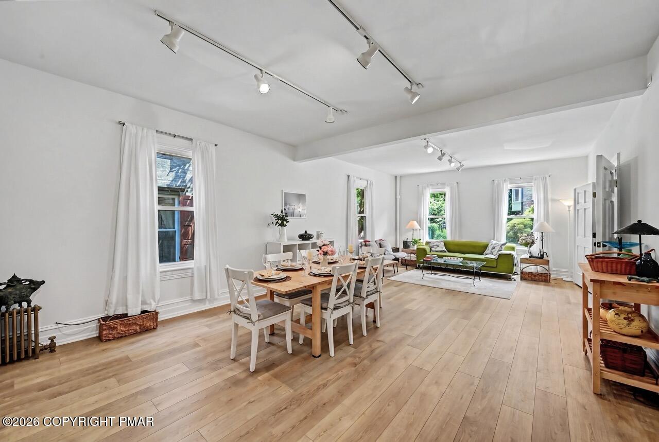 54 W Broadway Property Photo 27