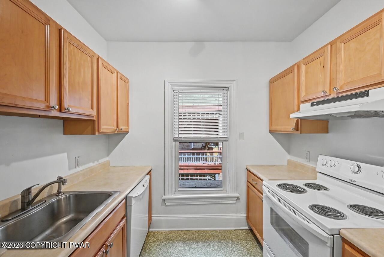 54 W Broadway Property Photo 59