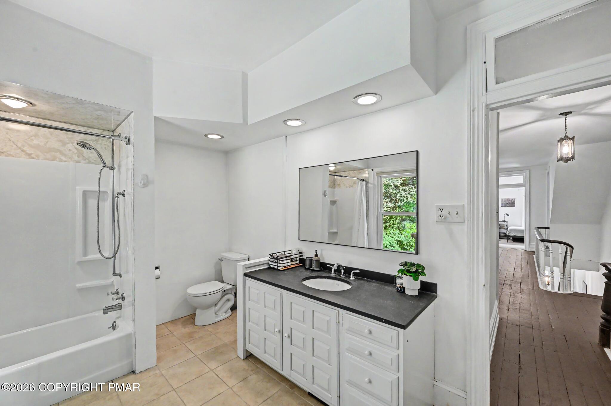 54 W Broadway Property Photo 75