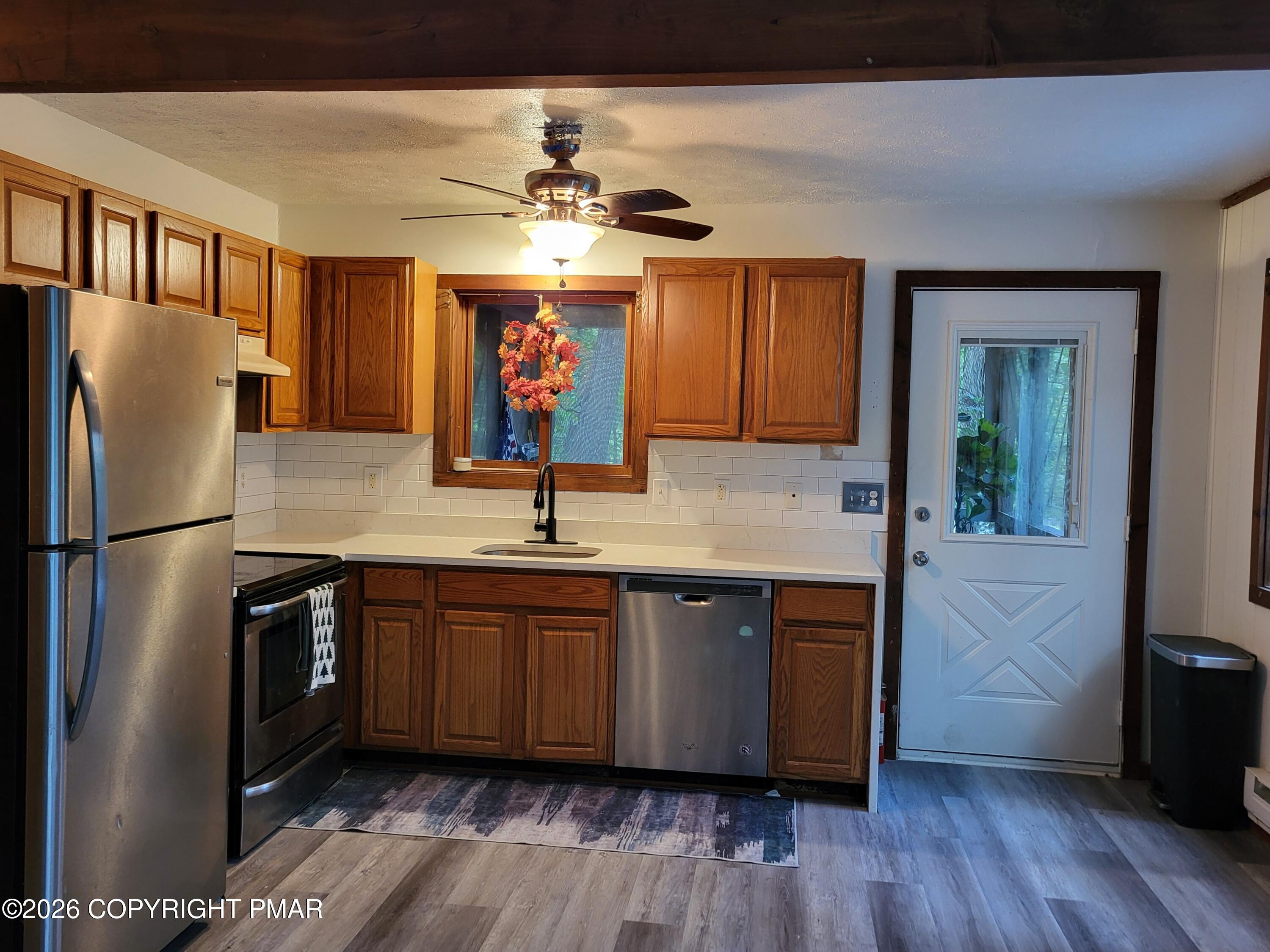 193 Bellingham Drive Property Photo 10