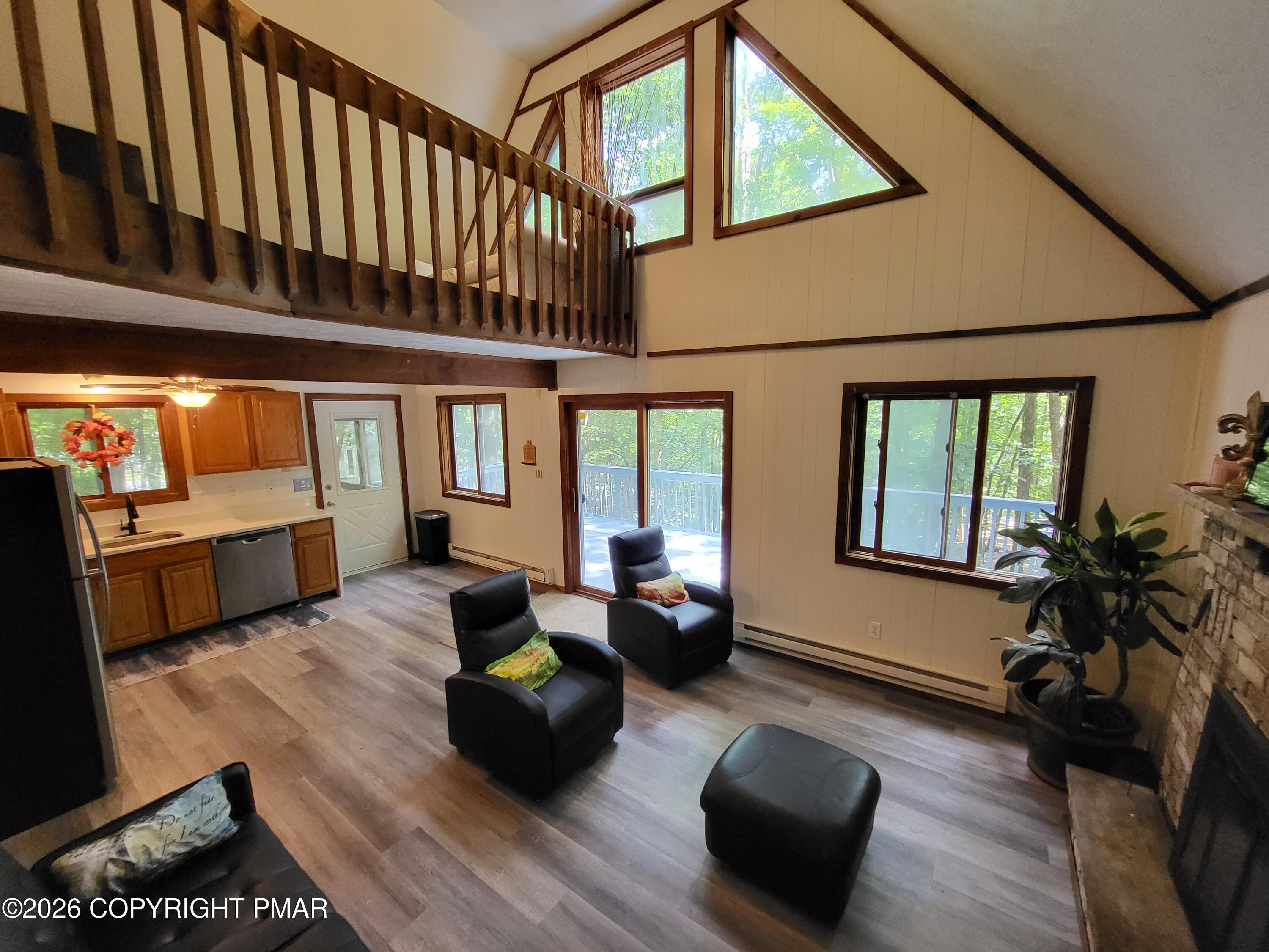 193 Bellingham Drive Property Photo 11