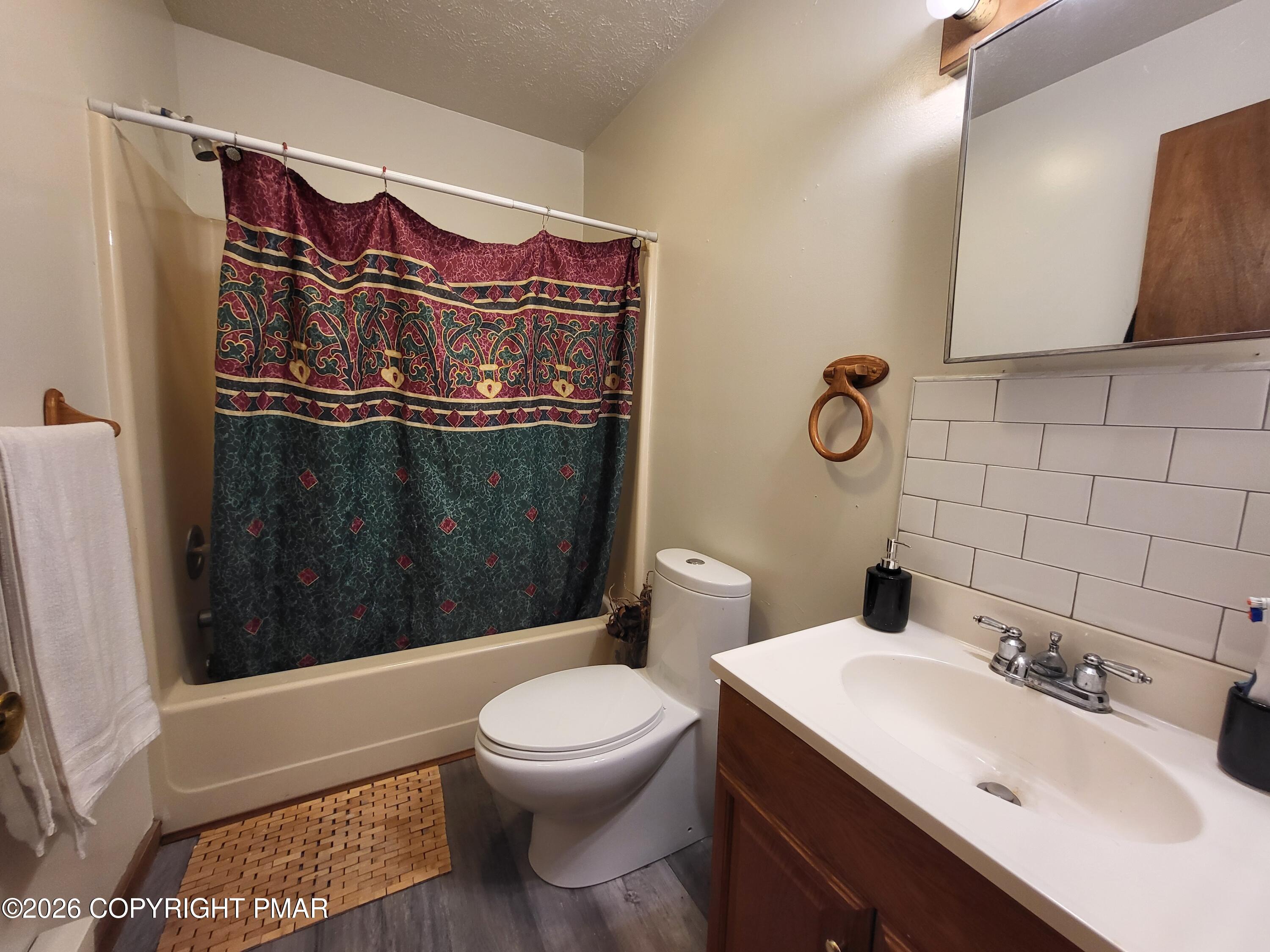193 Bellingham Drive Property Photo 18
