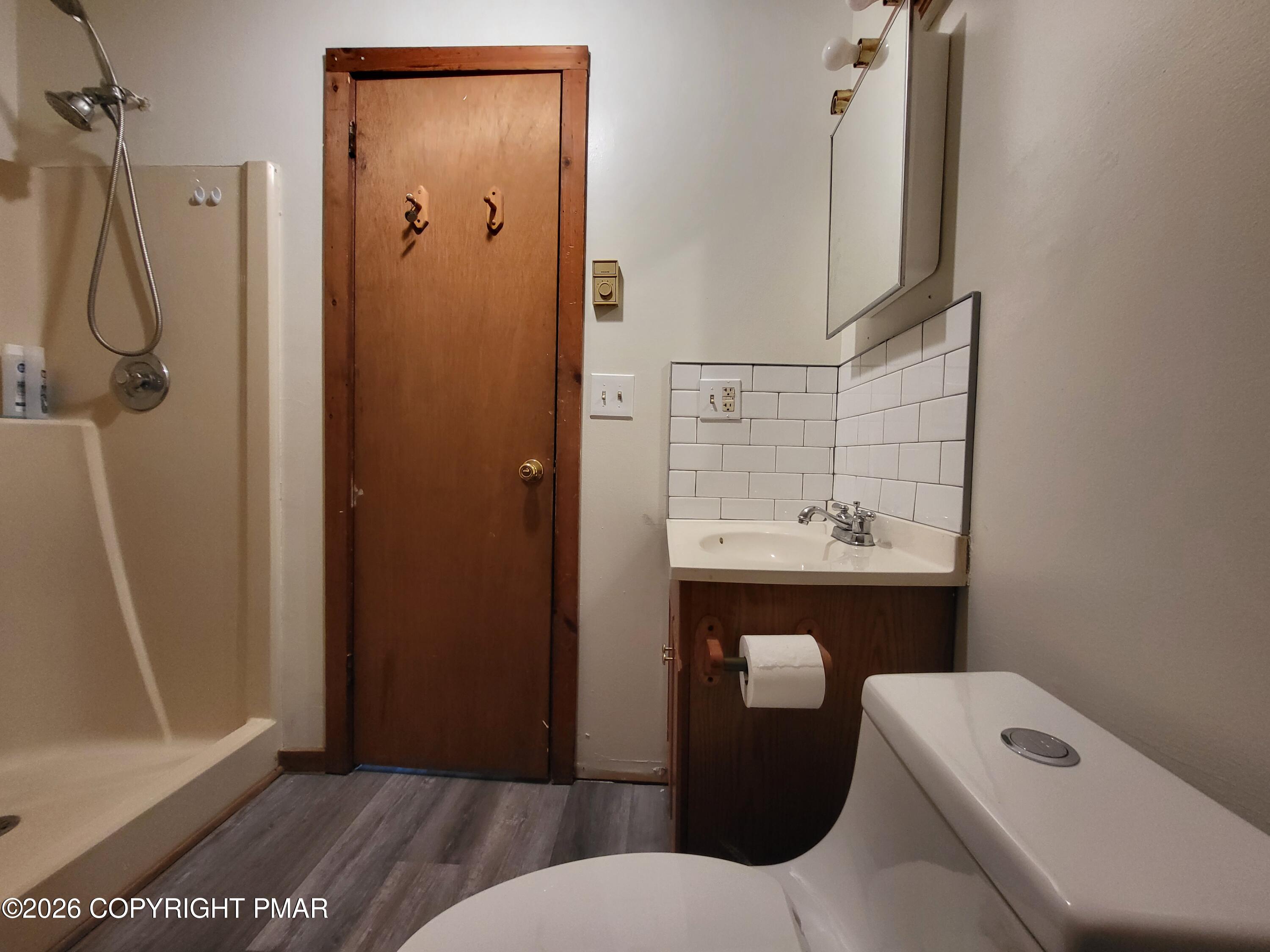 193 Bellingham Drive Property Photo 27