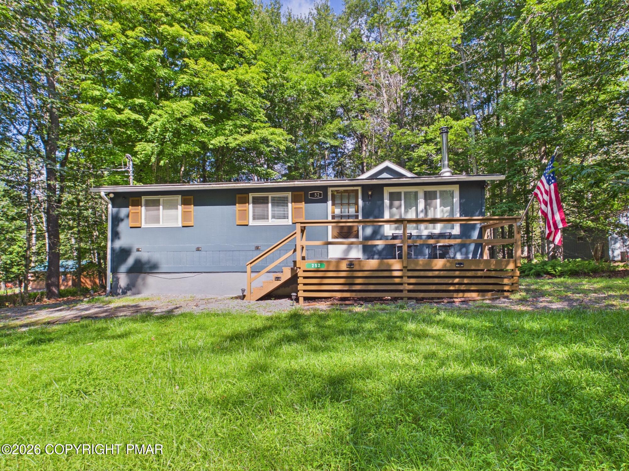 252 Pontiac Path Property Photo 1