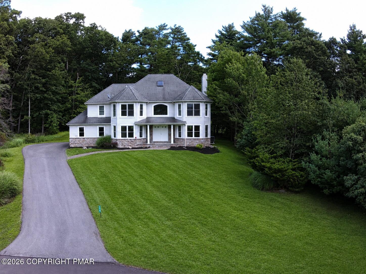 4515 Tee Drive Property Photo 2