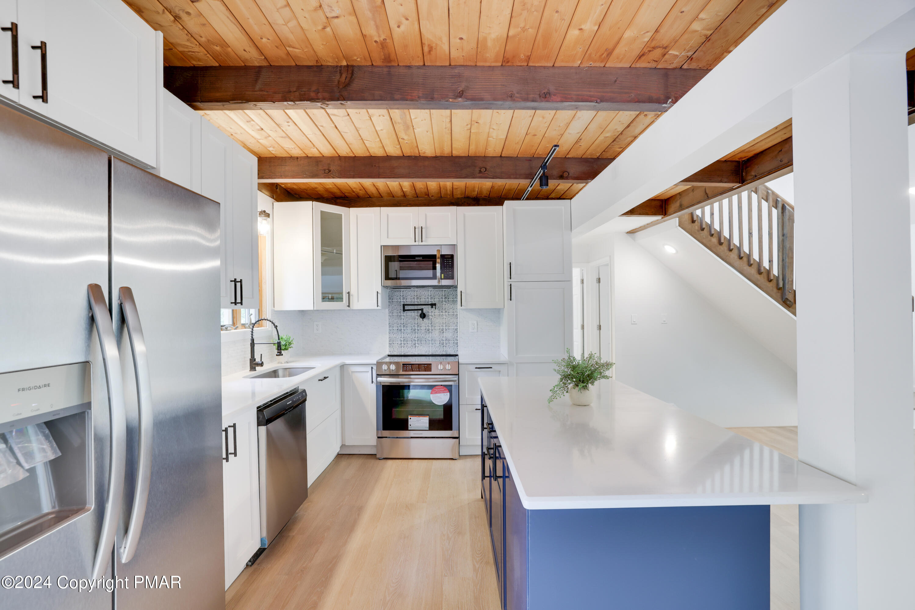 6339 Decker Road Property Photo 8