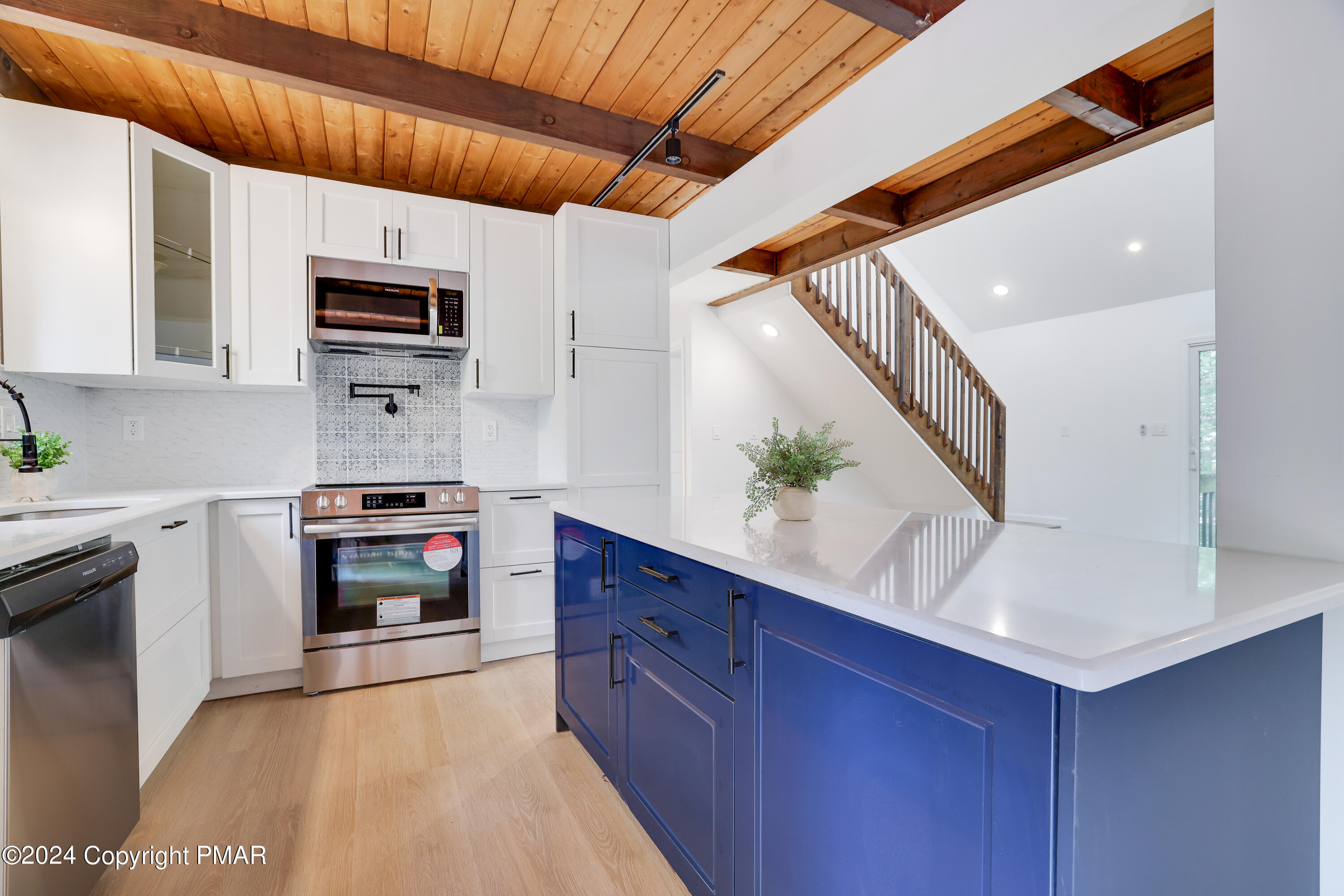 6339 Decker Road Property Photo 9