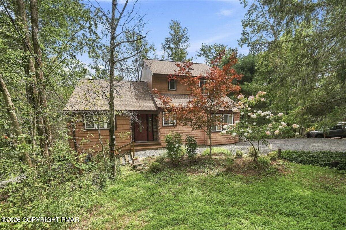 6262 Lakeview Drive Property Photo 2