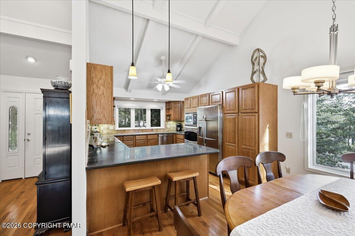 6262 Lakeview Drive Property Photo 5