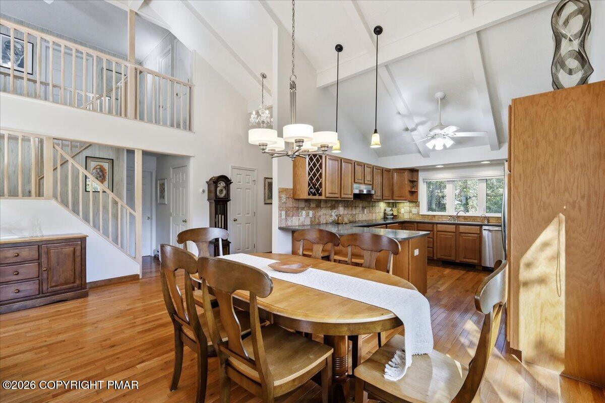 6262 Lakeview Drive Property Photo 6