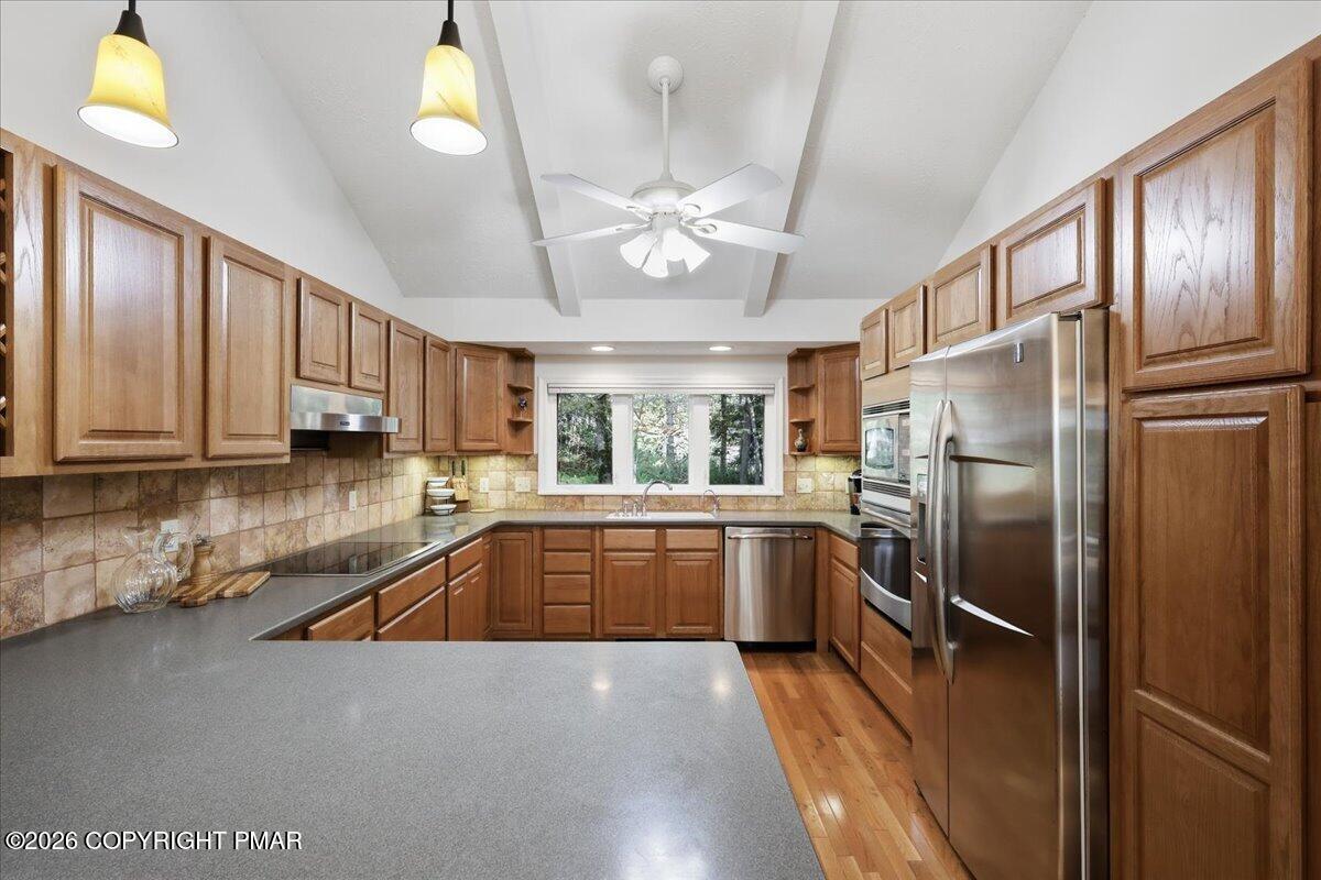 6262 Lakeview Drive Property Photo 7