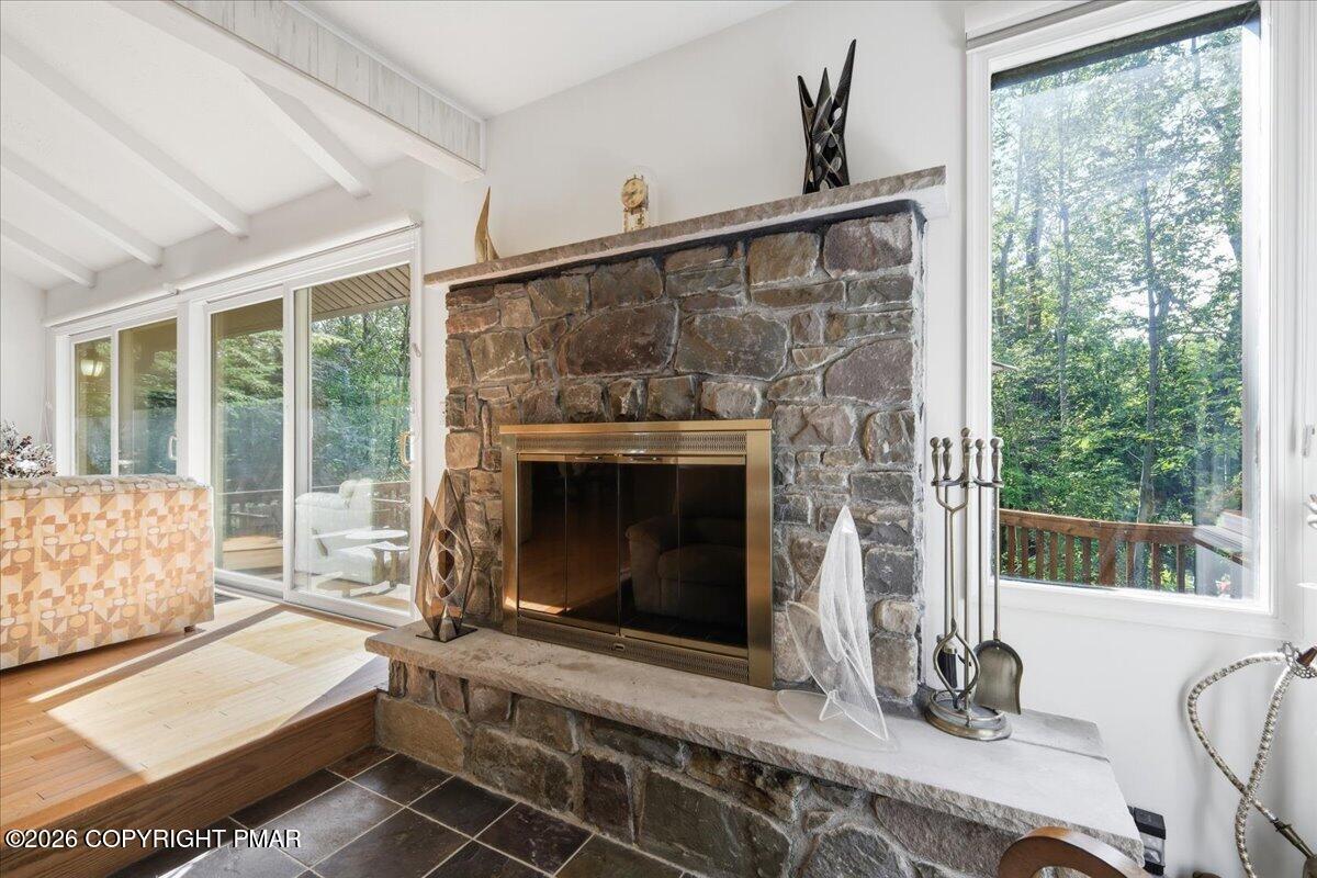 6262 Lakeview Drive Property Photo 11