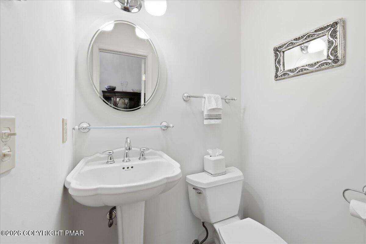 6262 Lakeview Drive Property Photo 12