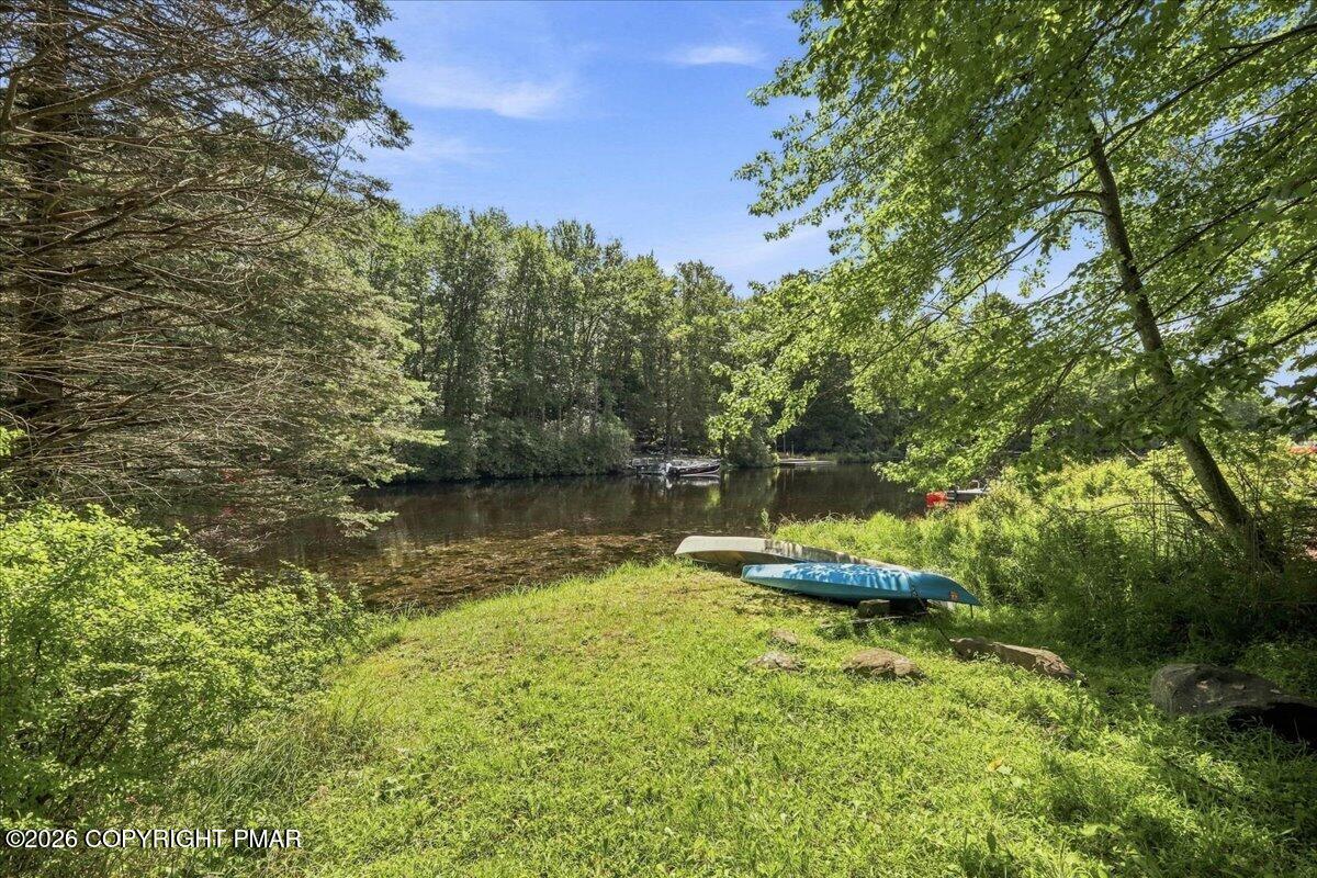6262 Lakeview Drive Property Photo 16