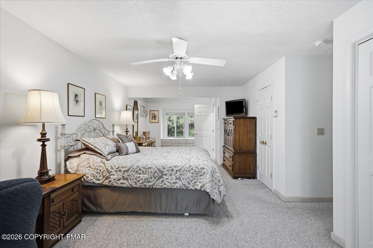 6262 Lakeview Drive Property Photo 19