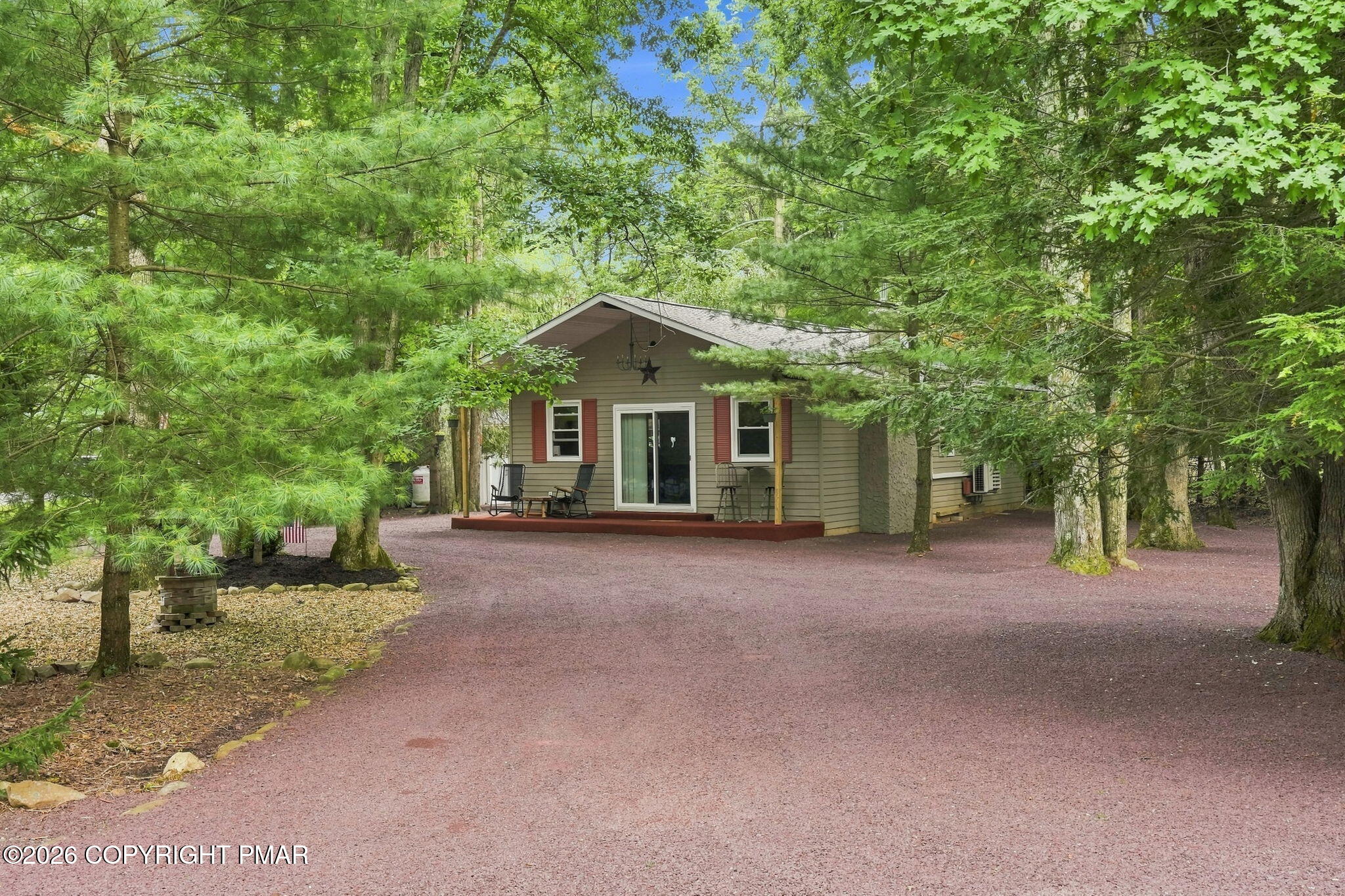101 Keats Lane Property Photo 10