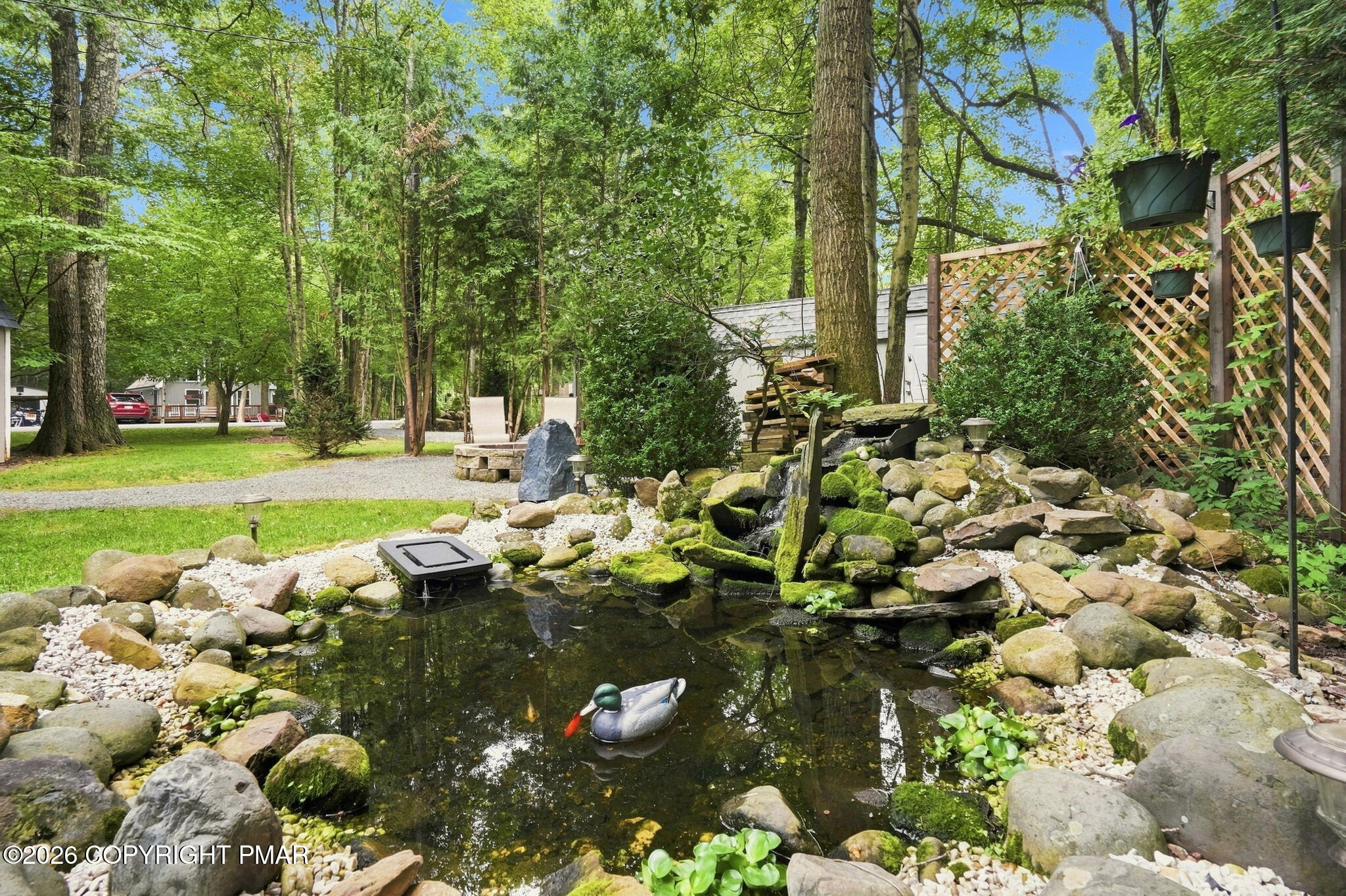 101 Keats Lane Property Photo 49