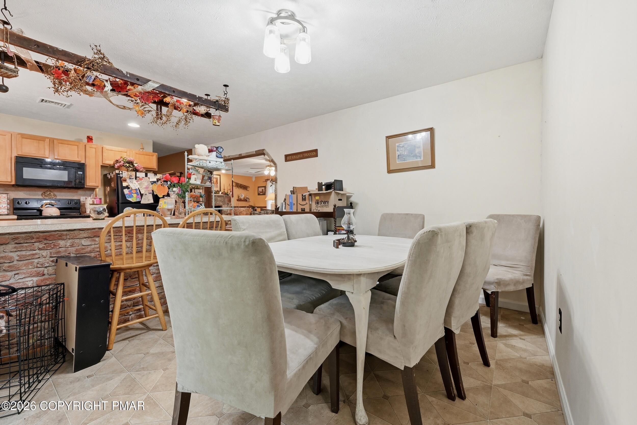 110 Aaron Drive Property Photo 11