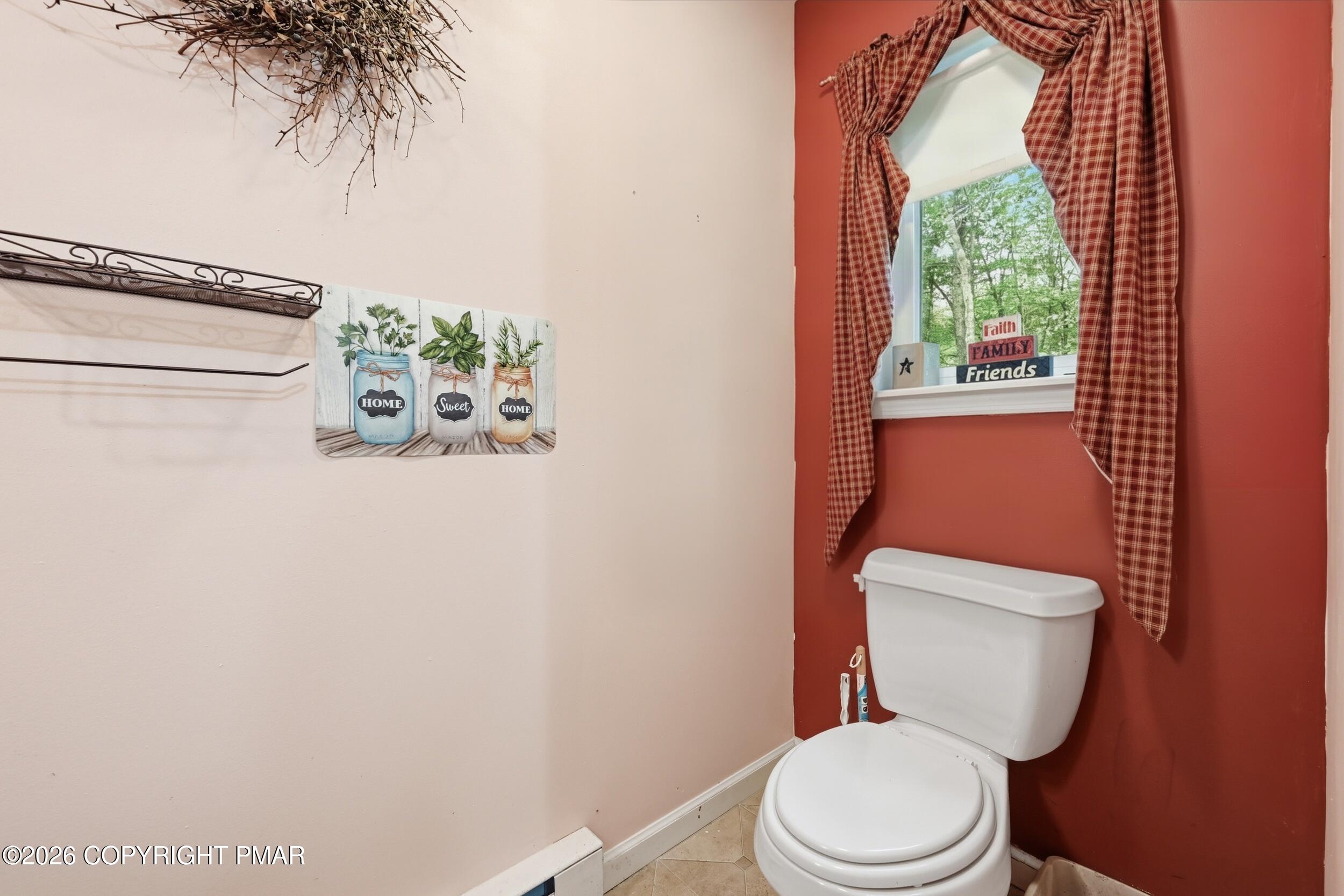 110 Aaron Drive Property Photo 15