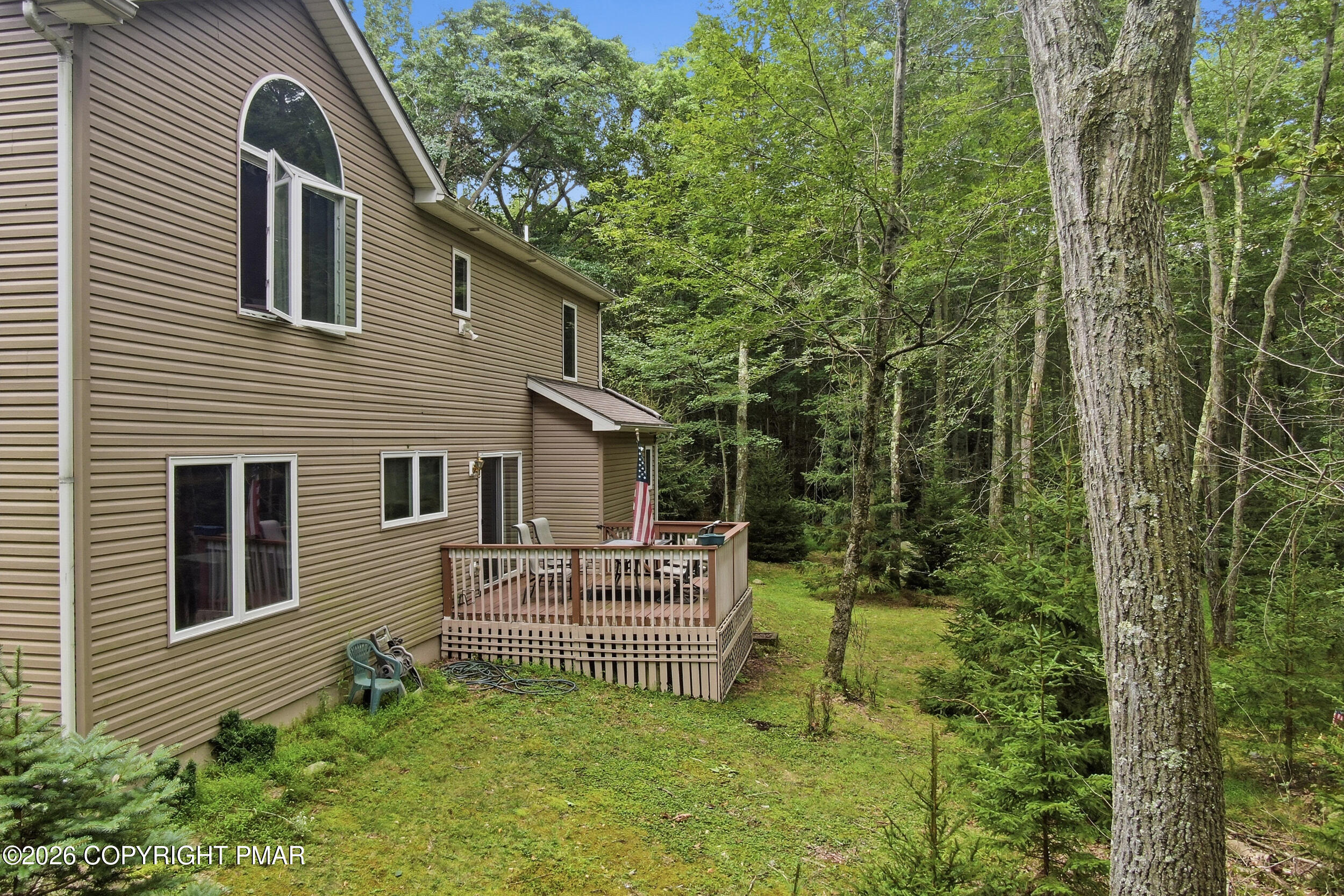 110 Aaron Drive Property Photo 34