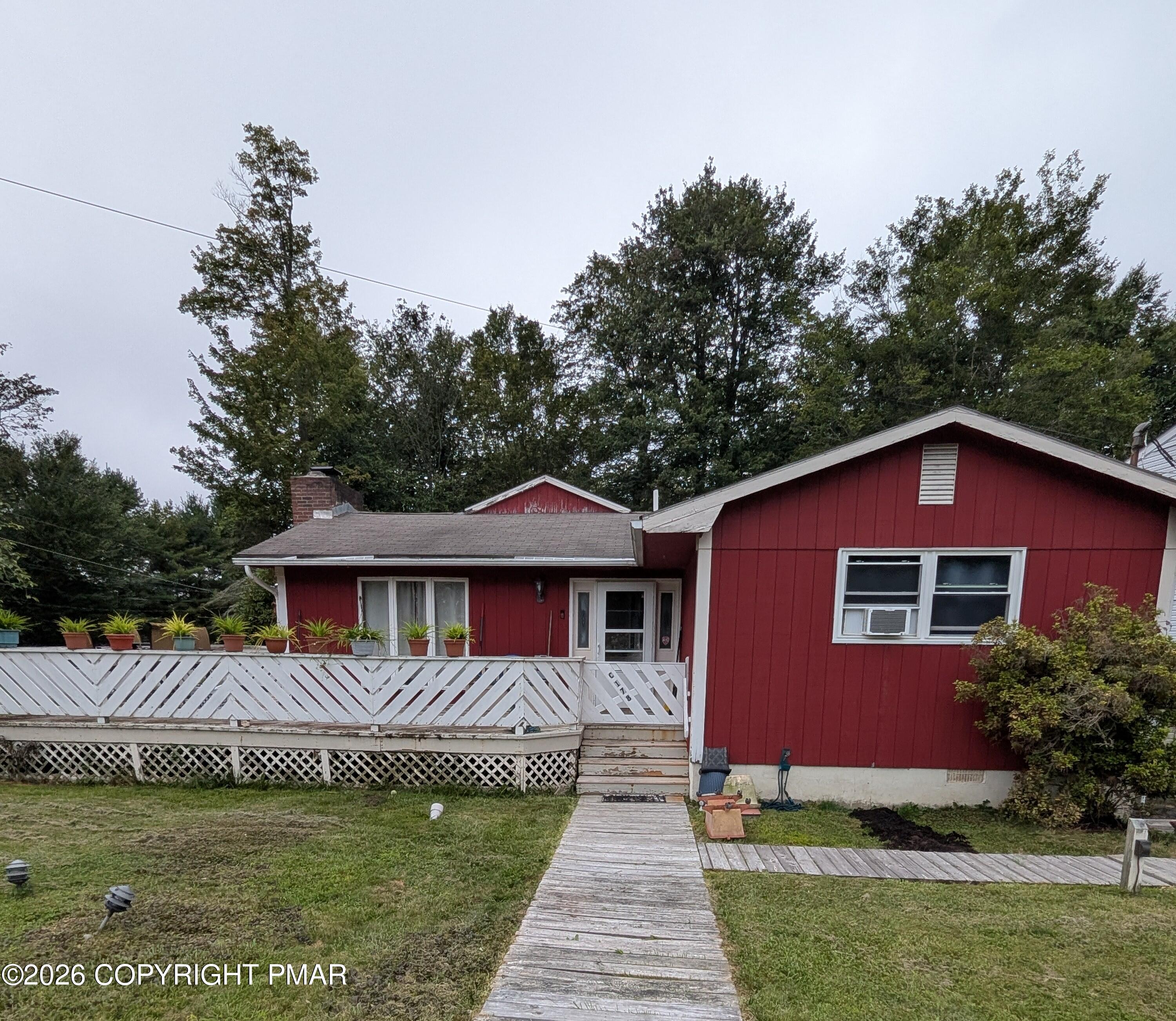 3158 Carobeth Drive Property Photo 1