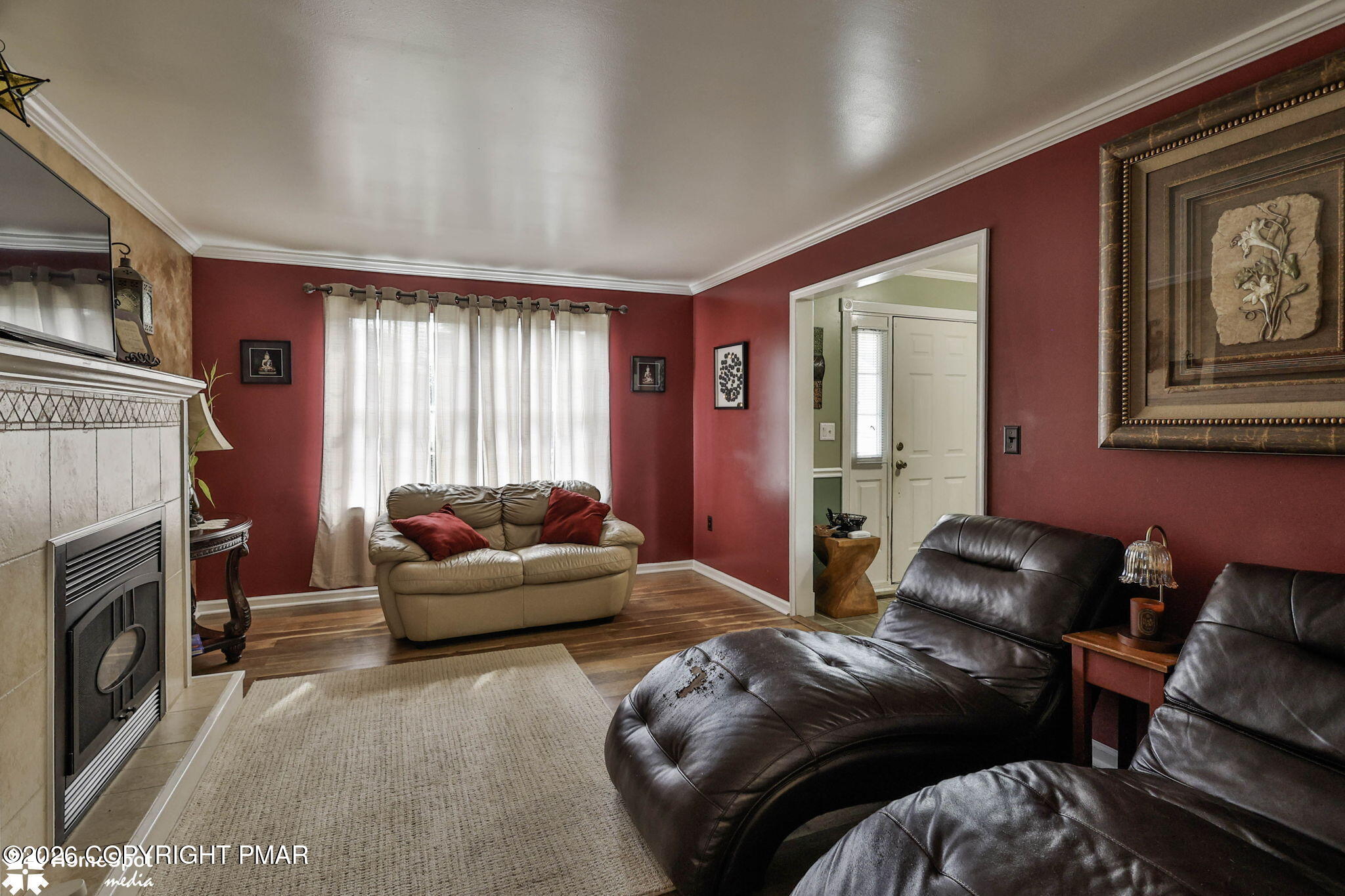 5016 Foxrun Lane Property Photo 10