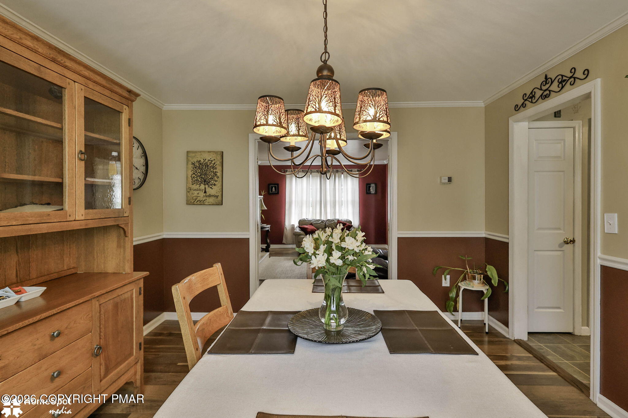 5016 Foxrun Lane Property Photo 16
