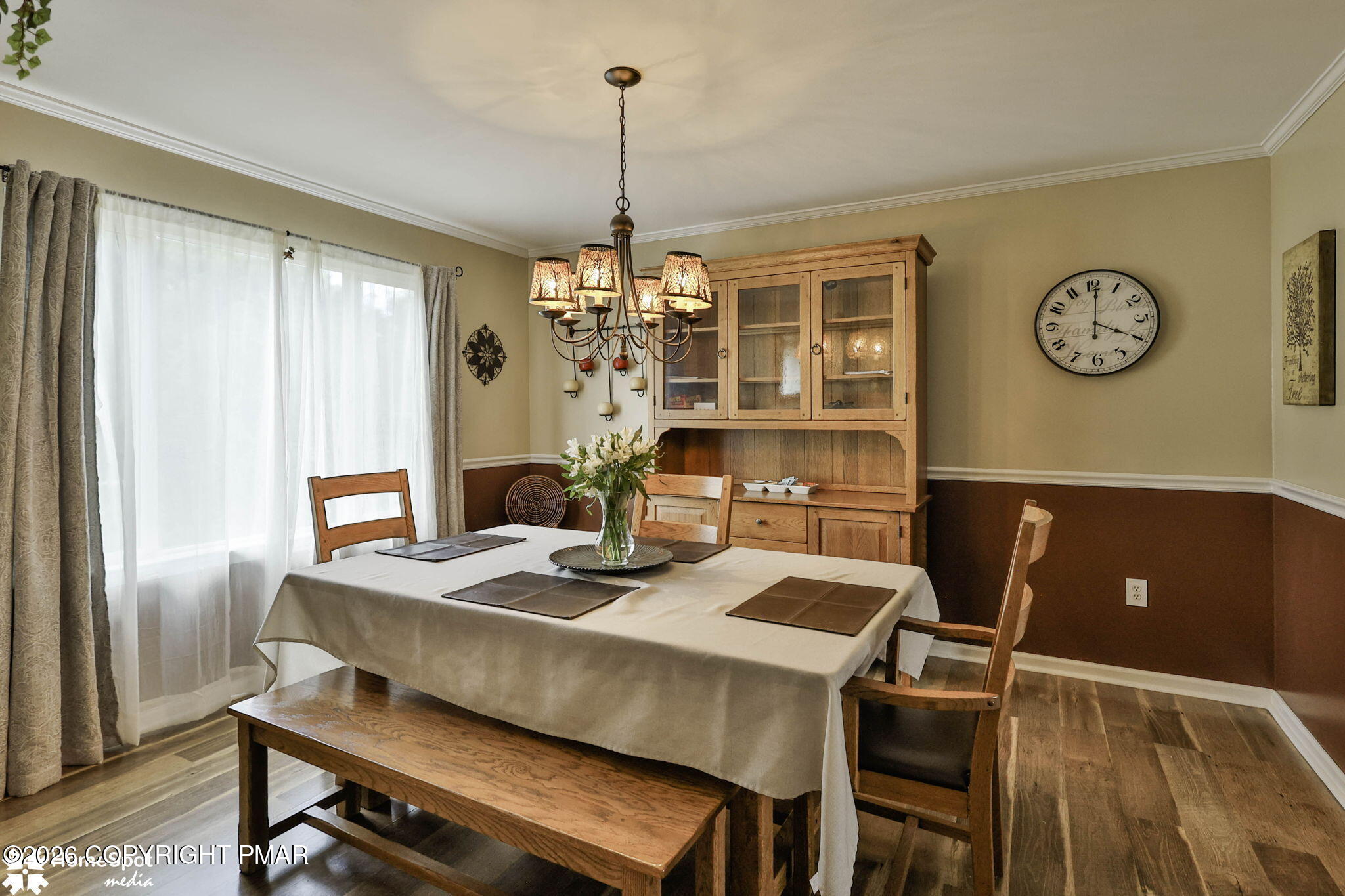 5016 Foxrun Lane Property Photo 17