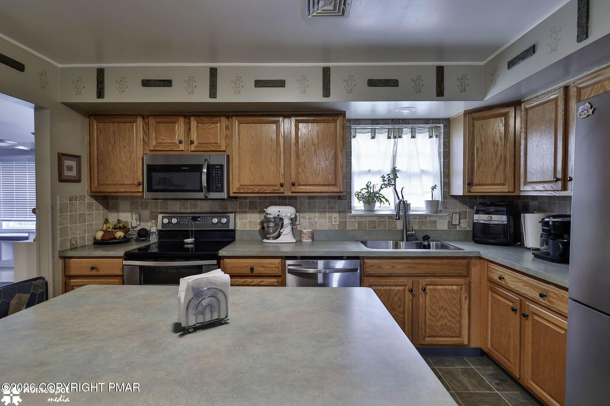 5016 Foxrun Lane Property Photo 19