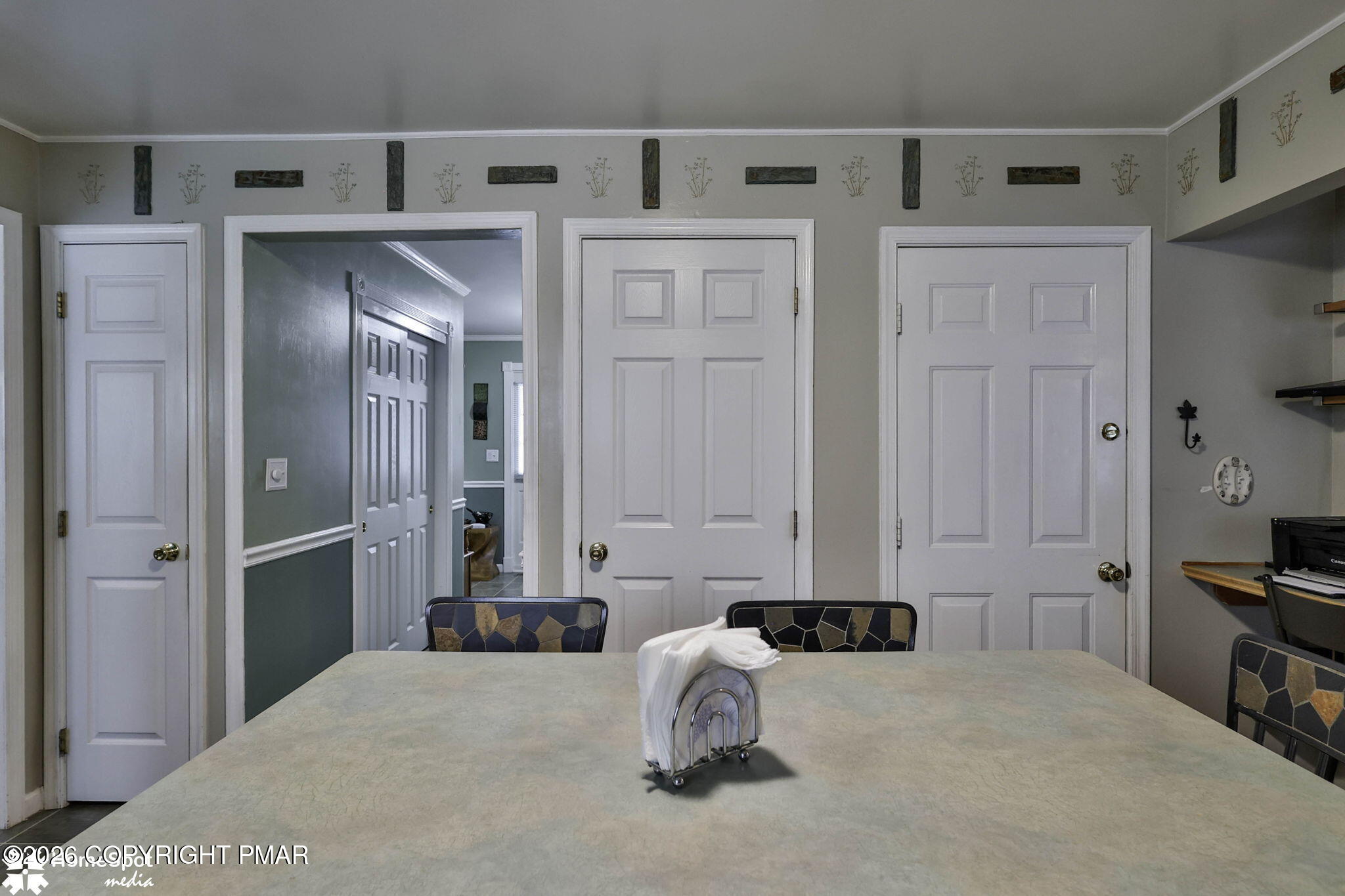5016 Foxrun Lane Property Photo 22