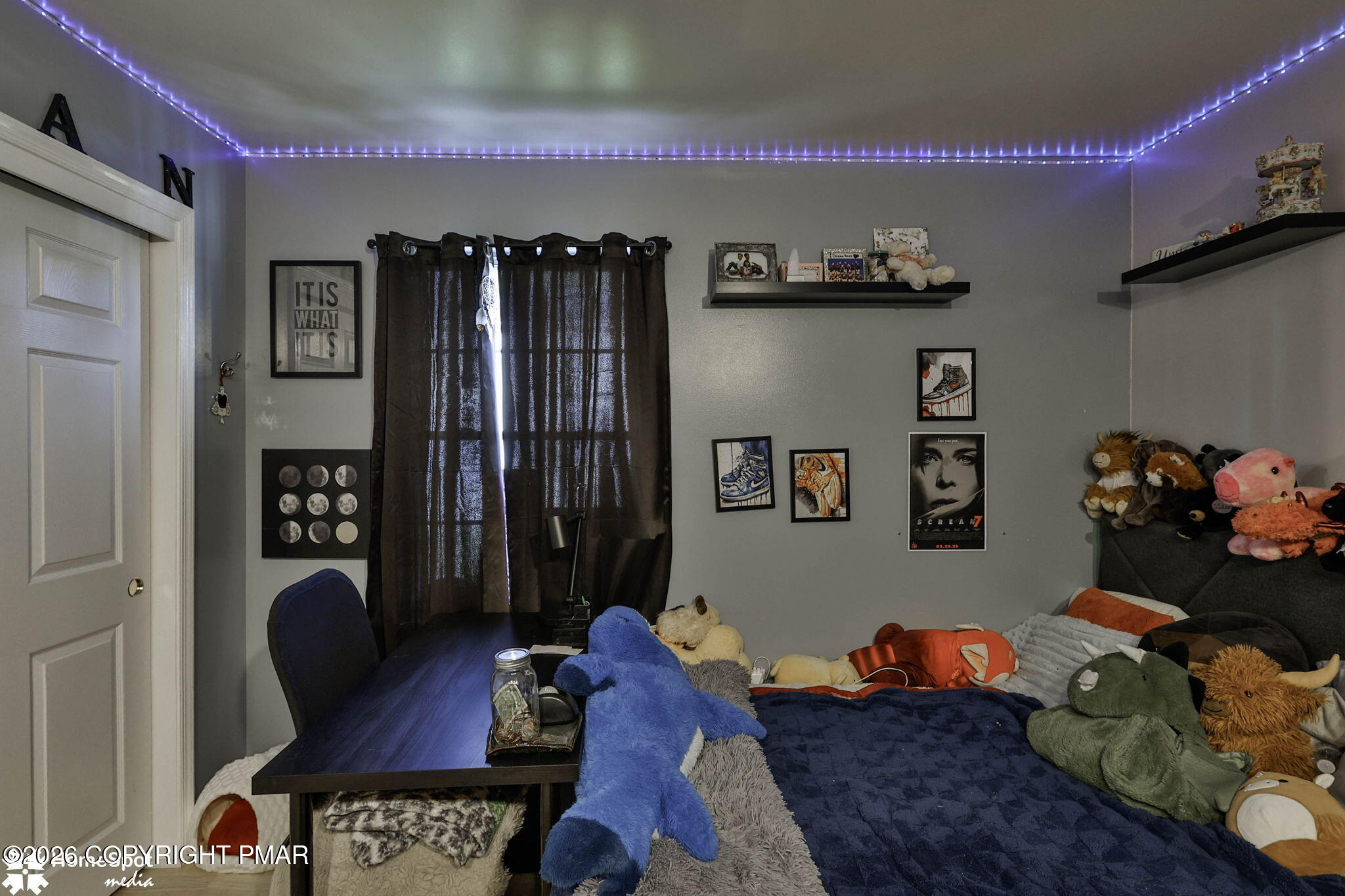 5016 Foxrun Lane Property Photo 43