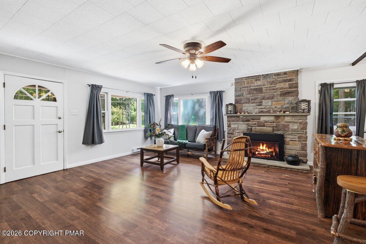 319 Casper Road Property Photo 6