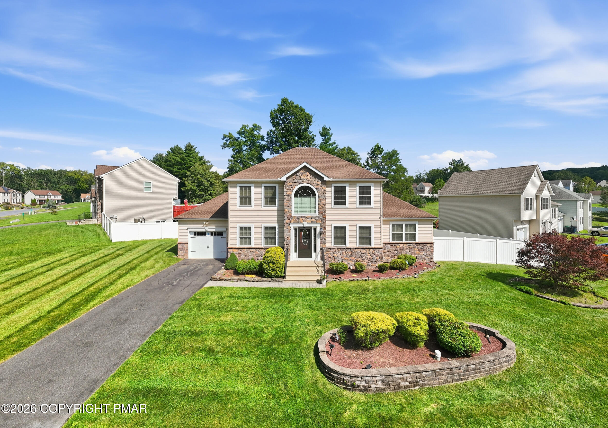 146 American Way Property Photo 2
