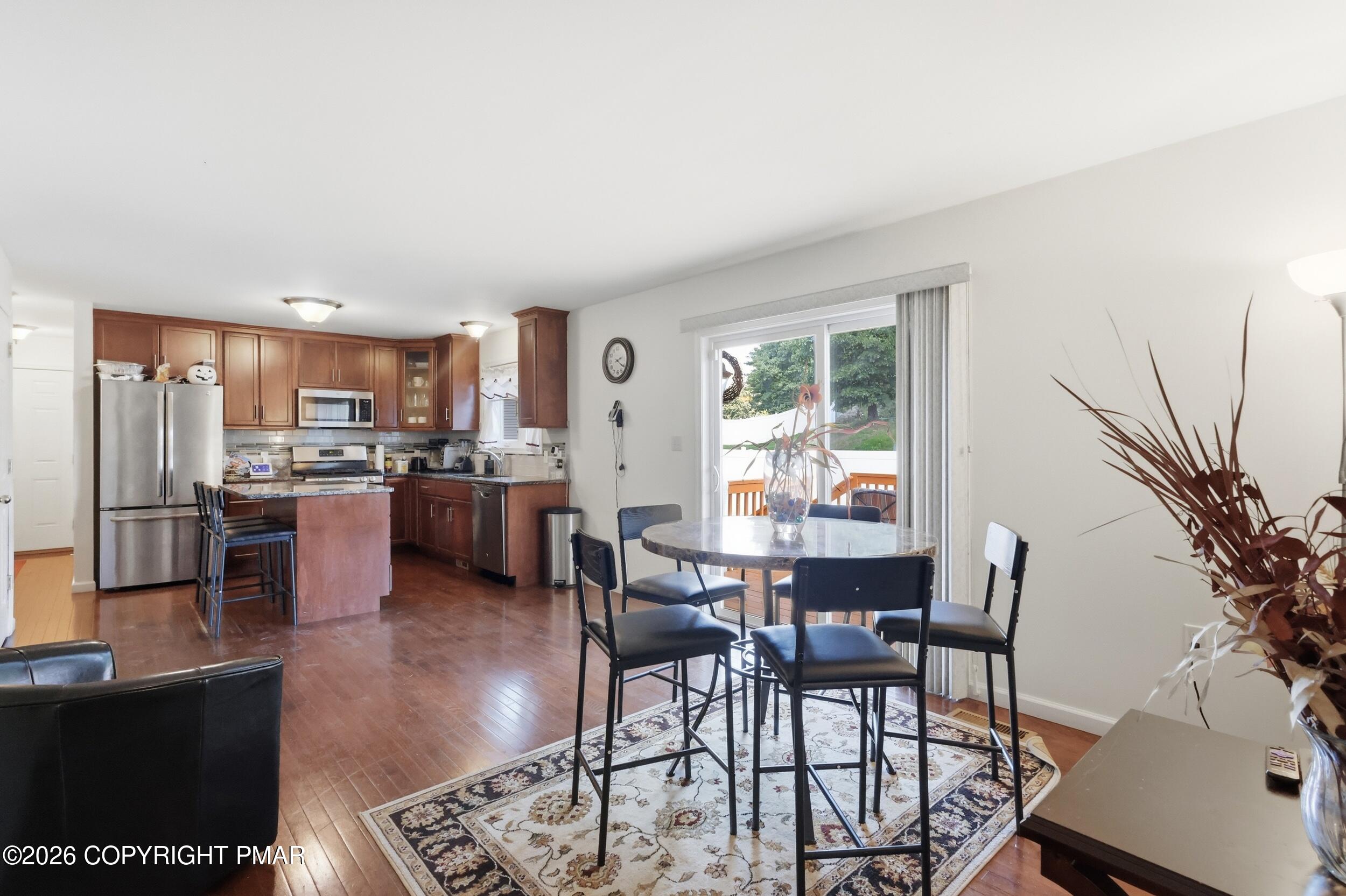146 American Way Property Photo 13