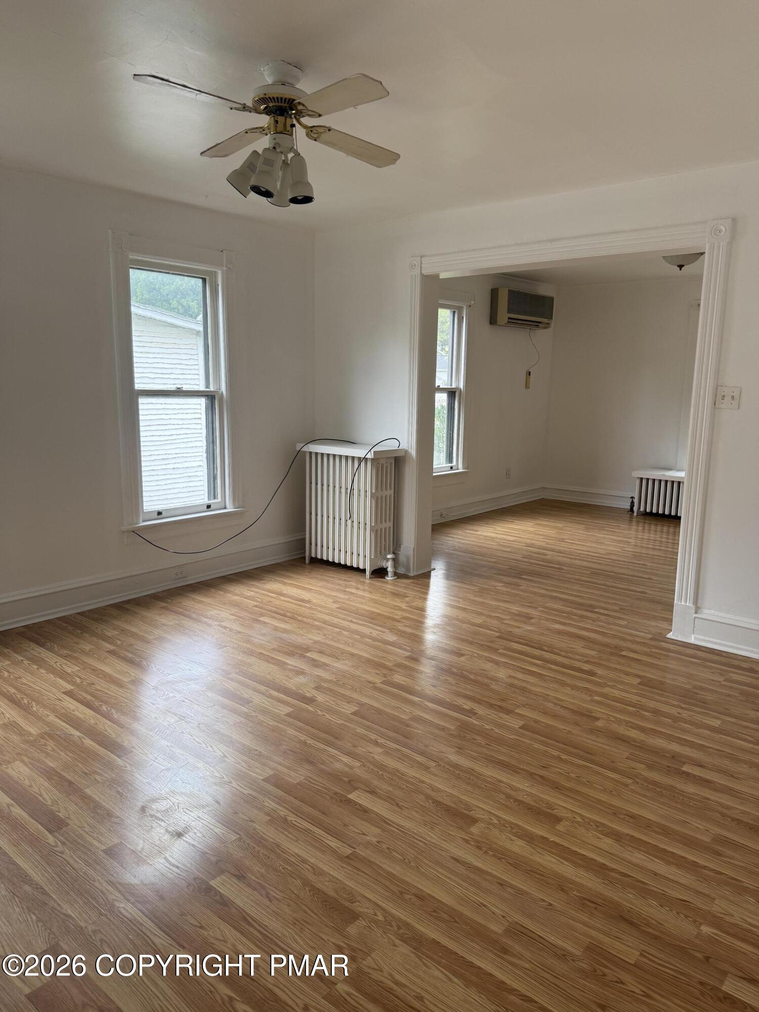 722 Scott Street B Property Photo 4