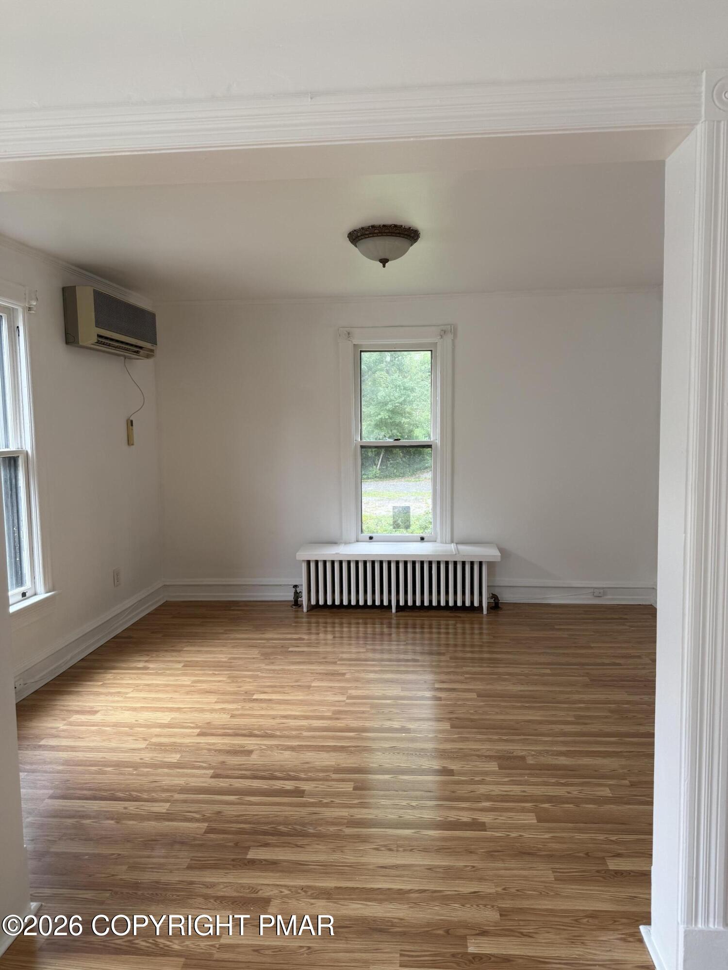 722 Scott Street B Property Photo 5
