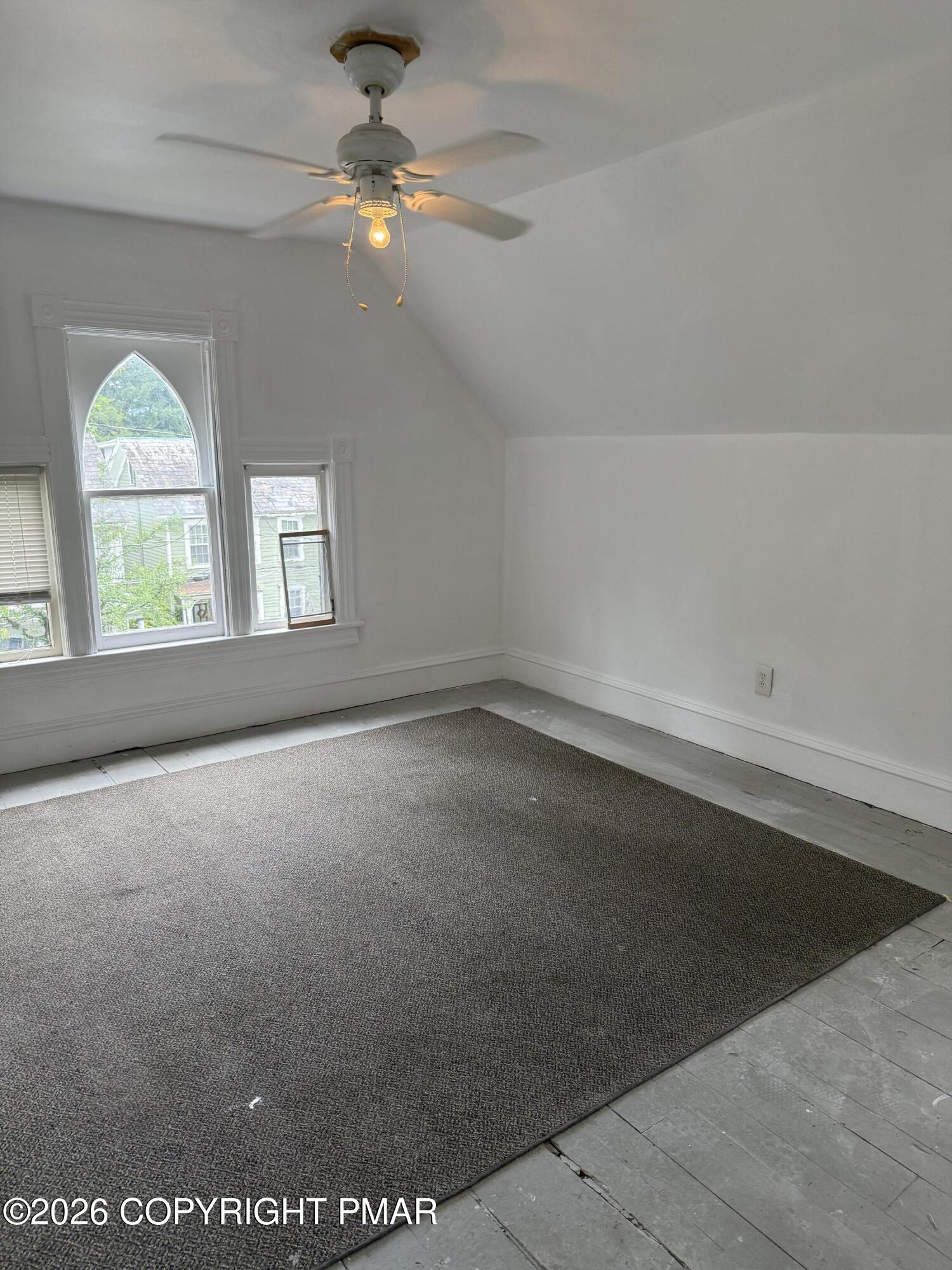 722 Scott Street B Property Photo 14