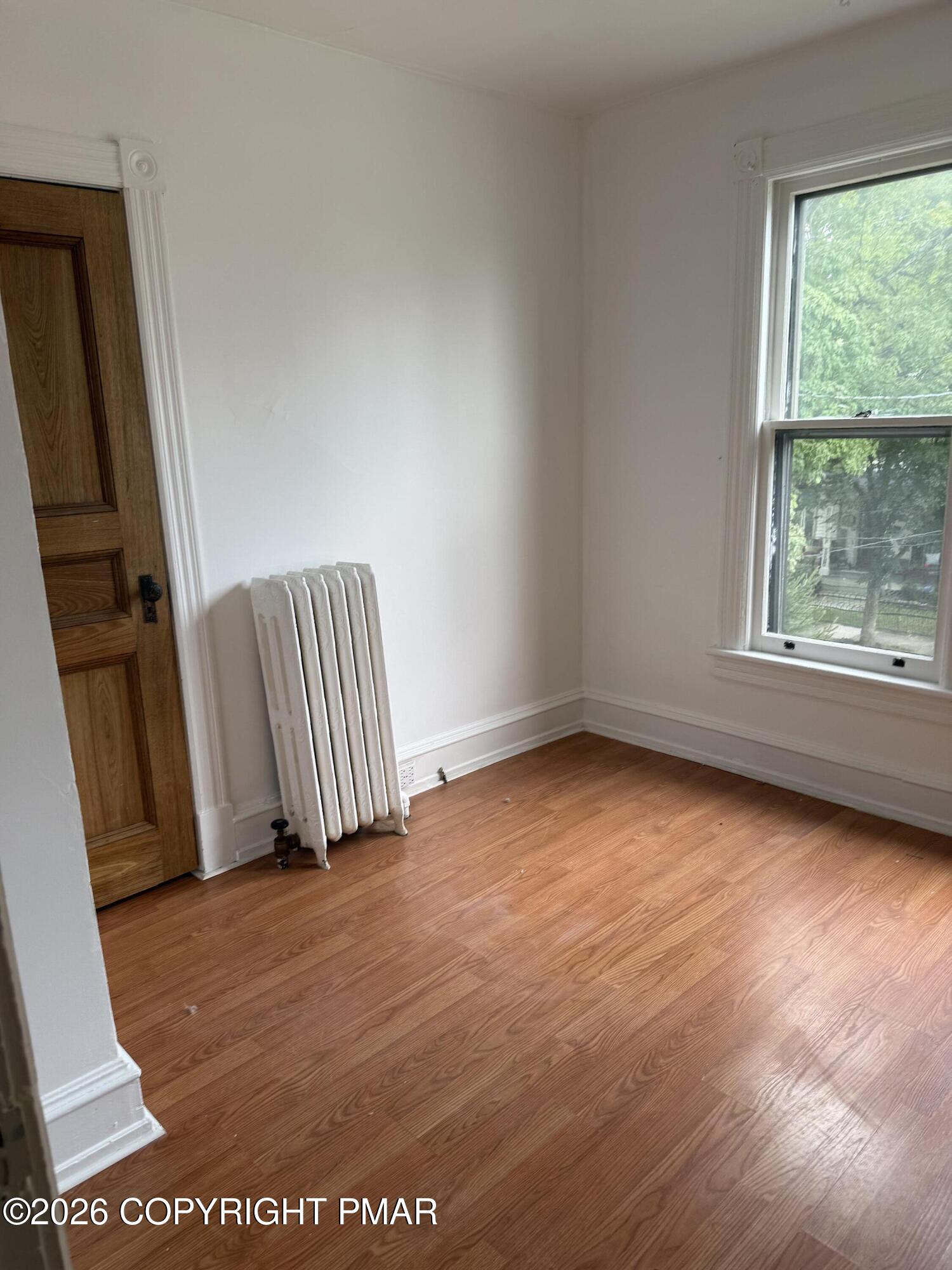 722 Scott Street B Property Photo 16