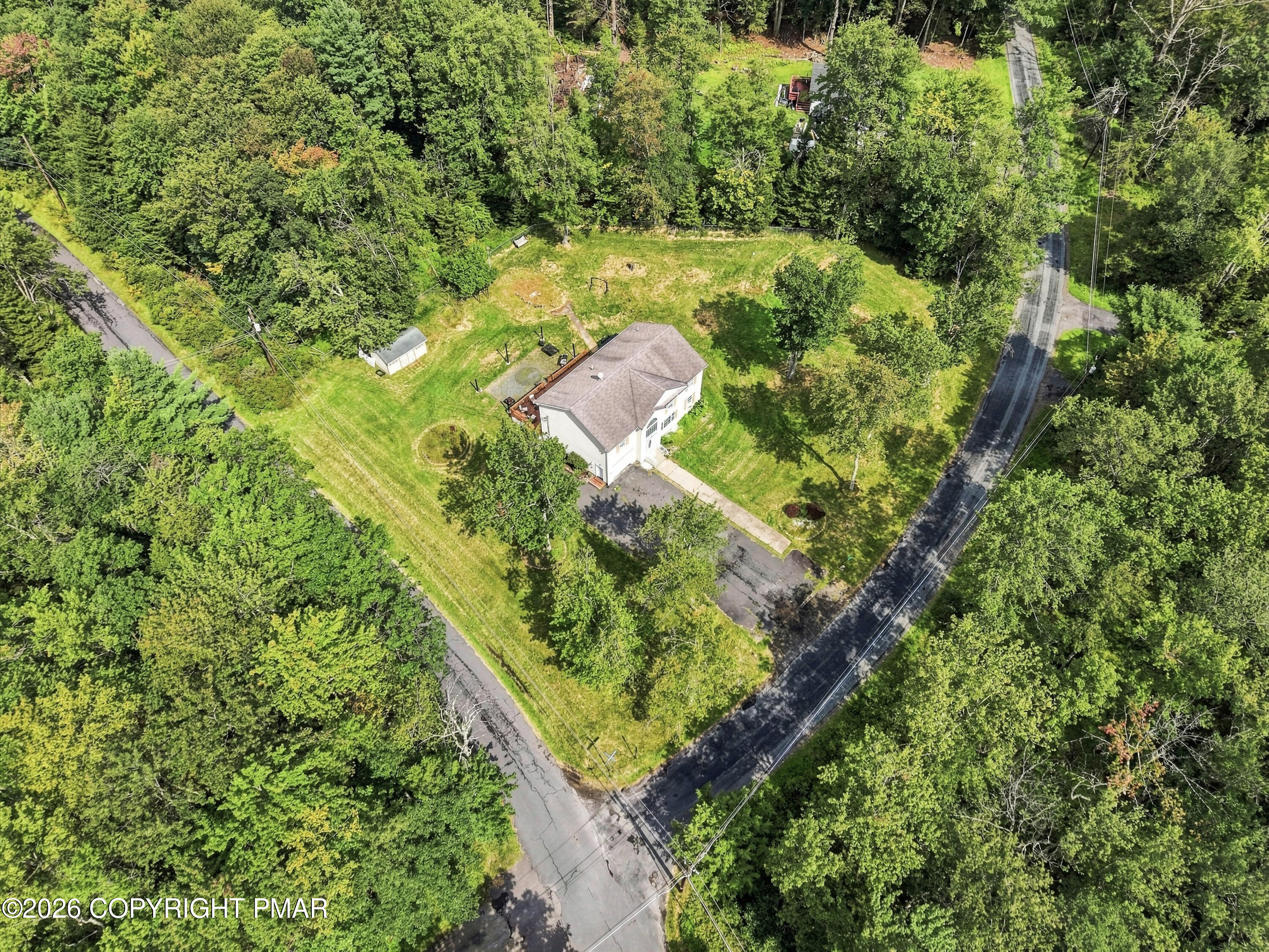 1123 Chickadee Drive Property Photo 1