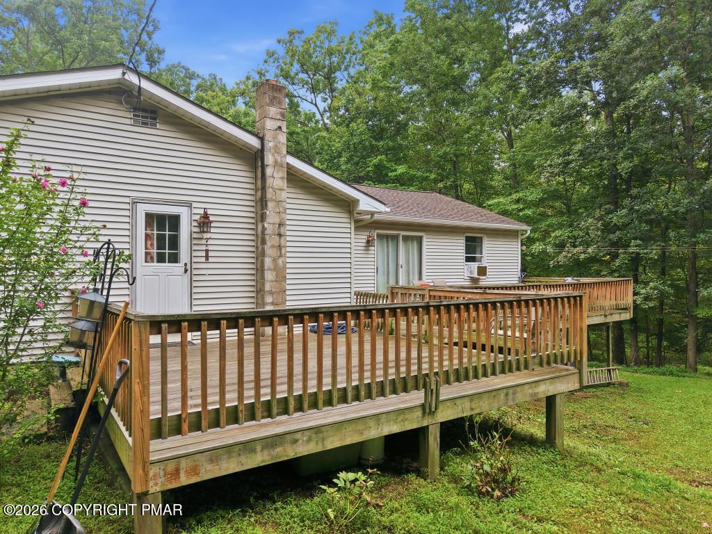 191 Hemlock Road Property Photo 3