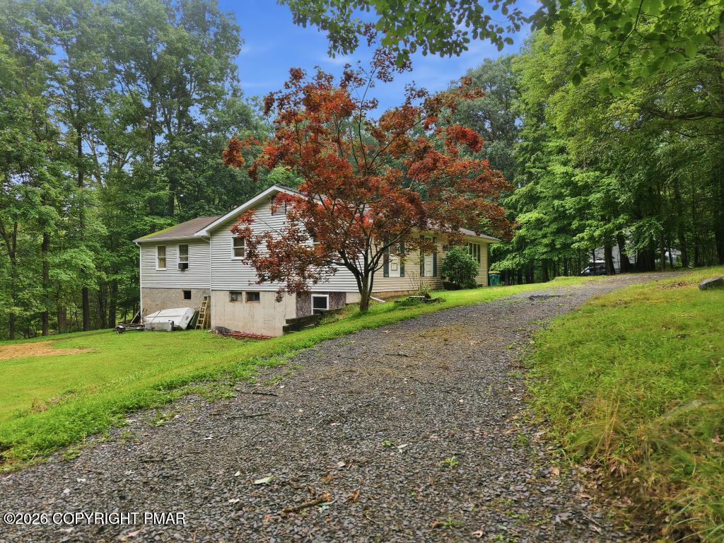 191 Hemlock Road Property Photo 4