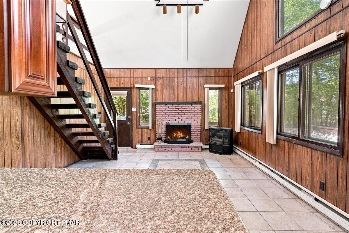 6520 Runnymeade Lane Property Photo 7