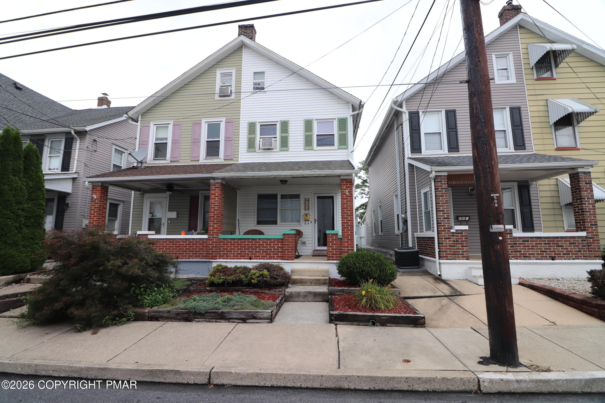 133 N 2nd Street Property Photo 1