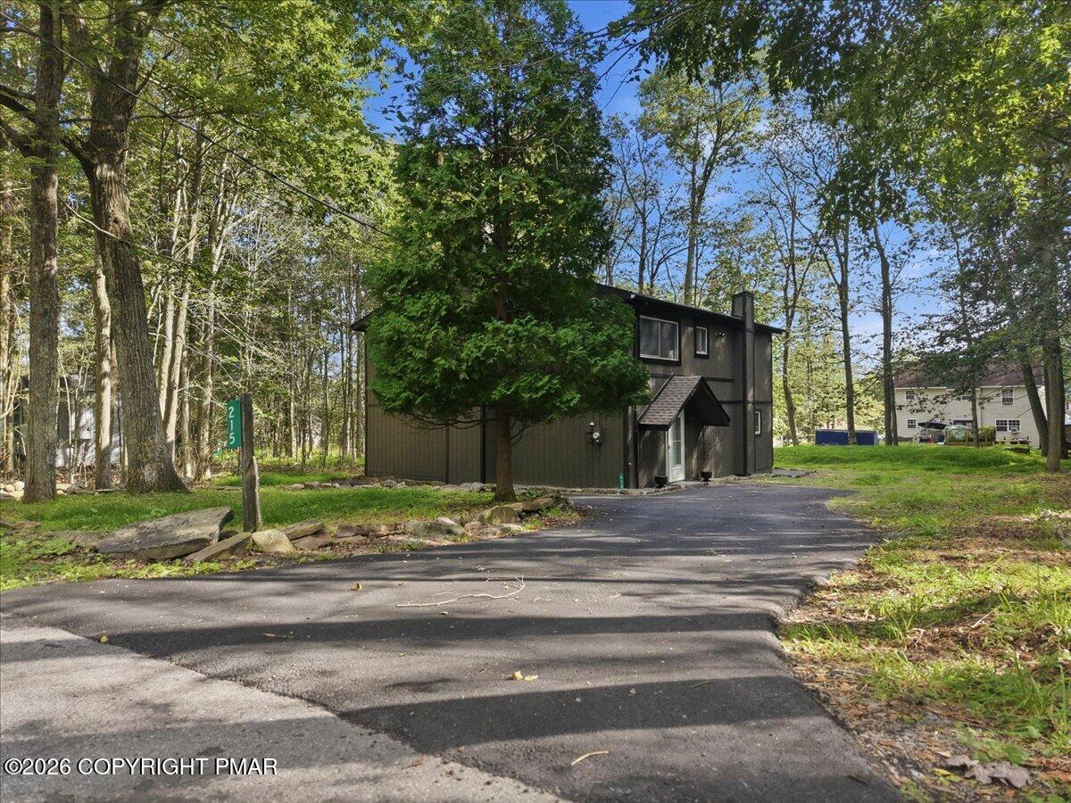 215 Dorset Road Property Photo 4