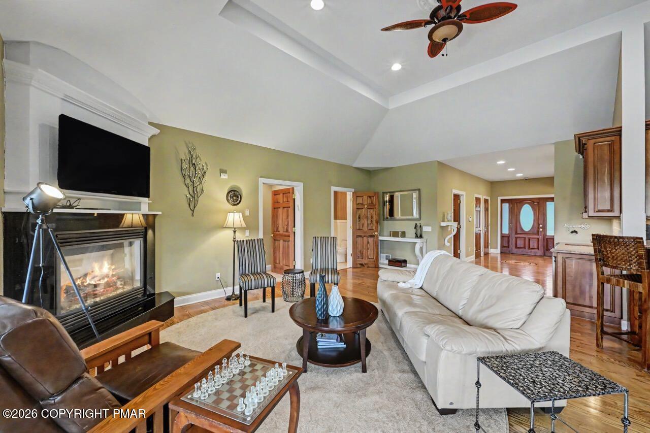 3 Redwood Lane Property Photo 33