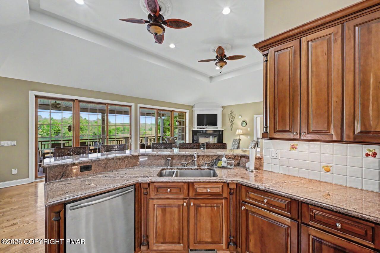 3 Redwood Lane Property Photo 43