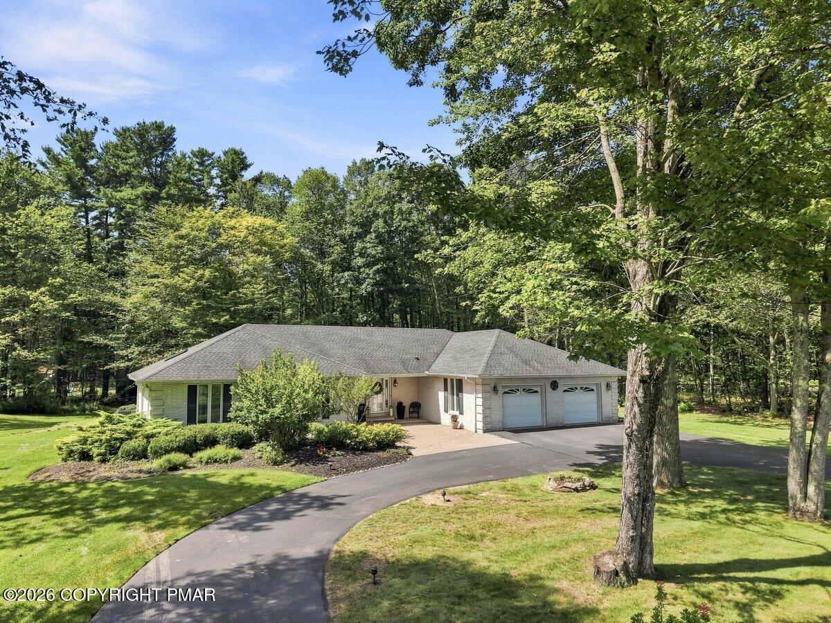 123 Meadow Road Property Photo 4